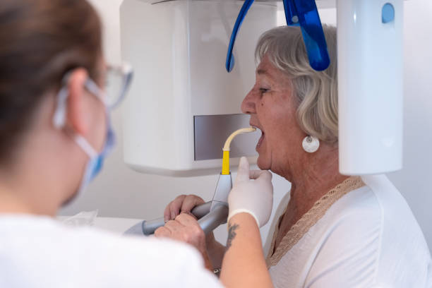 Best Emergency Tooth Extraction in Pardeeville, WI
